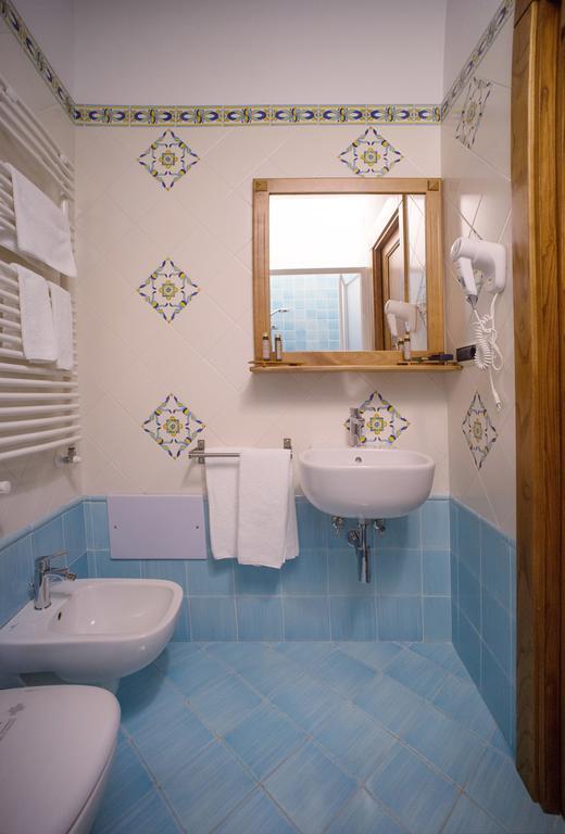 Dimora Storica Hotel Maccarunera Campagna Dış mekan fotoğraf